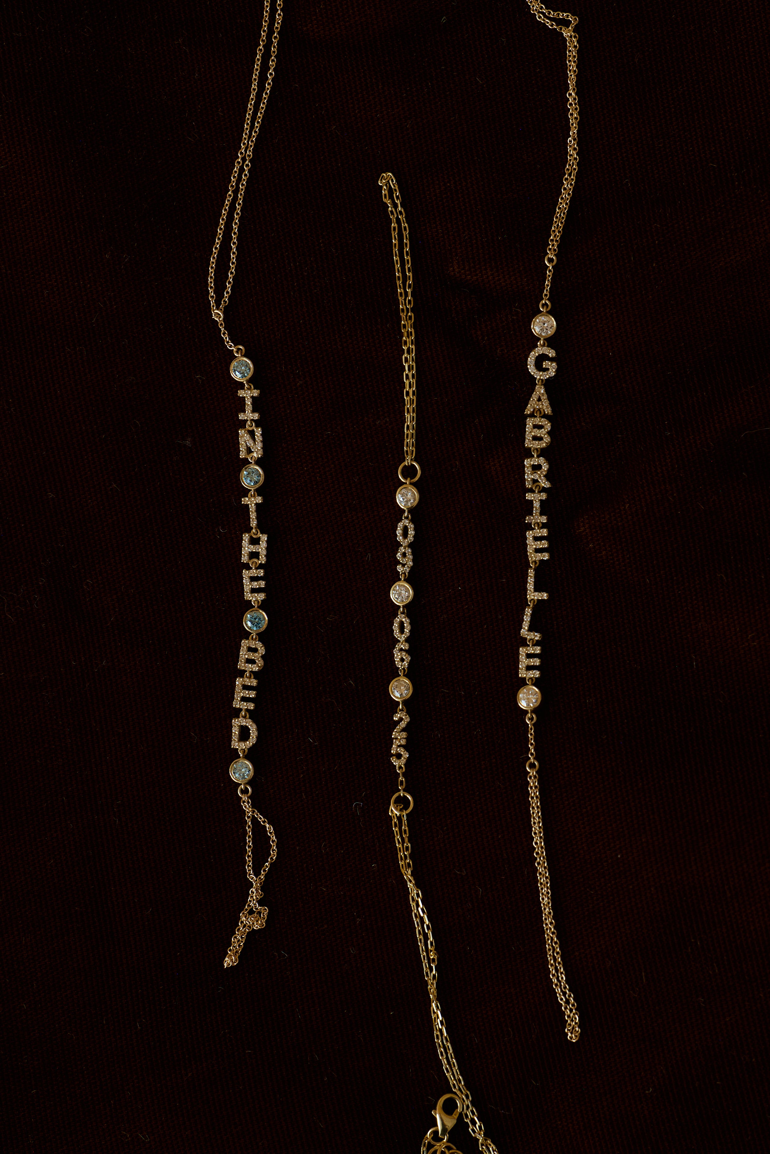The Mark Handchain